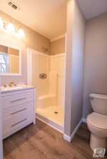 1219 S Bell St (23)