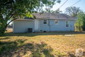 1209 S Bell St (23)