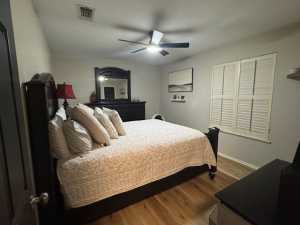 2048 Augusta Dr (16)