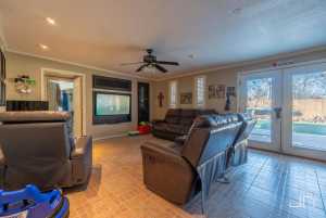 1617 S Harrison St (14)