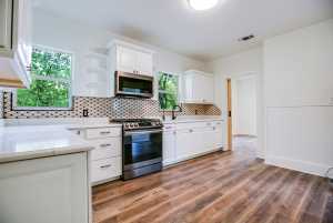 15 N Jackson St (15)
