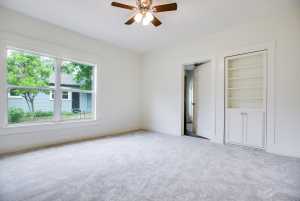 15 N Jackson St (28)