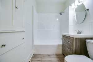 15 N Jackson St (30)