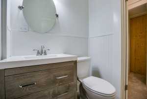 15 N Jackson St (31)
