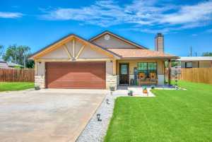8577 Marigold Ave