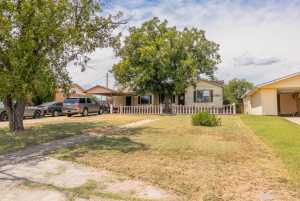 1908 Woodlawn Dr