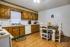 911 N 6th St (11)