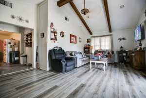 911 N 6th St (13)