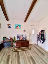 911 N 6th St (24)