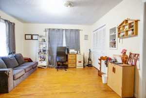 911 N 6th St (9)