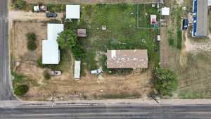 7789 Moon Lane (8)