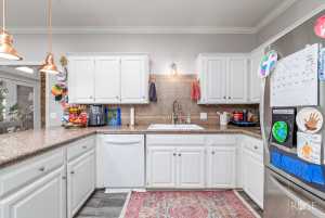 5410 Lake Tr Court (8)