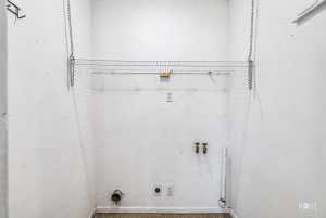 1112 W Harris Ave (33)