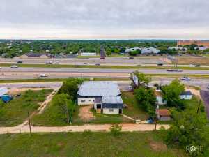 323 E 6th St (27)