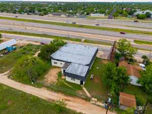 323 E 6th St (29)