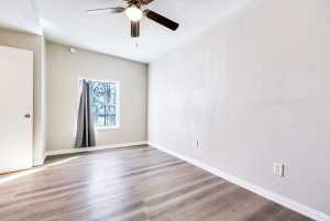 106 W 27th St (7)