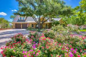 1414 Paseo De Vaca St