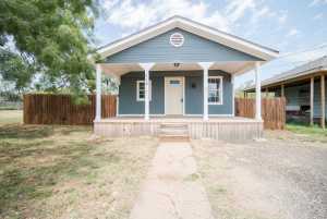 718 W 15th St (2)
