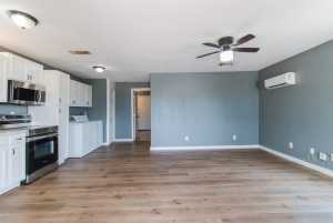 718 W 15th St (5)