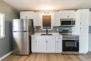 718 W 15th St (6)