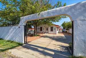 1906 Santa Rosa St (2)