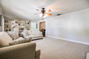 2209 Waco St (9)