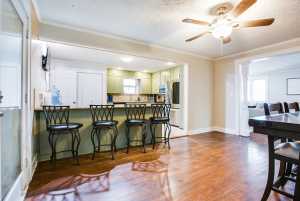 2209 Waco St (15)