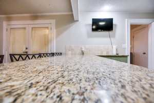 2209 Waco St (17)