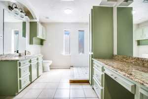 2209 Waco St (26)