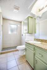 2209 Waco St (44)