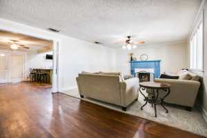 2209 Waco St (7)