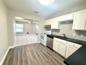 305 Glenmore St (6)