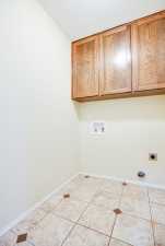 3637 Shadyhill Dr (33)