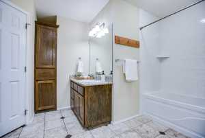 3637 Shadyhill Dr (25)