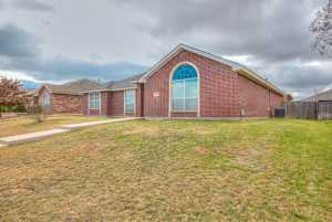 3637 Shadyhill Dr (30)