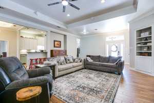 1221 Avondale Ave (10)