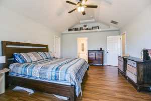 1221 Avondale Ave (19)