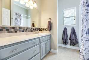 1221 Avondale Ave (26)