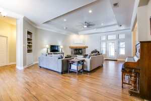 1221 Avondale Ave (6)