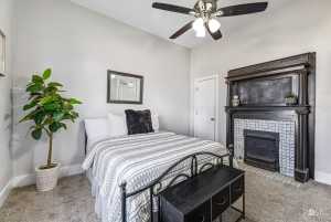 309 S Washington St (30)