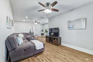 309 S Washington St (28)