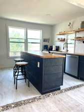 1702 Ellis St (5)
