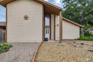 4513 Bermuda Dr (8)