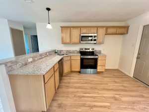 1025 Woodruff St (6)