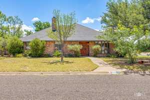 602 Mayfair Lane