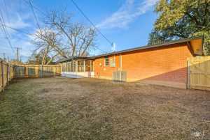 2013 Conchita Ave (24)