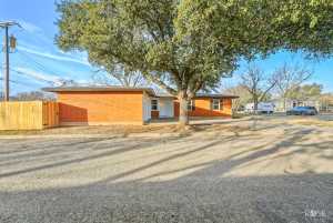 2013 Conchita Ave (4)