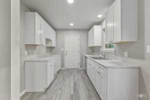 2013 Conchita Ave (11)