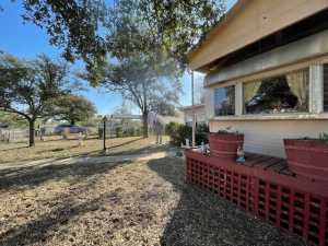 305 E 25th St (4)