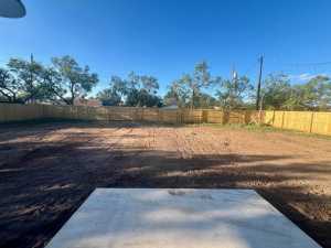 922 E 39th St (9)